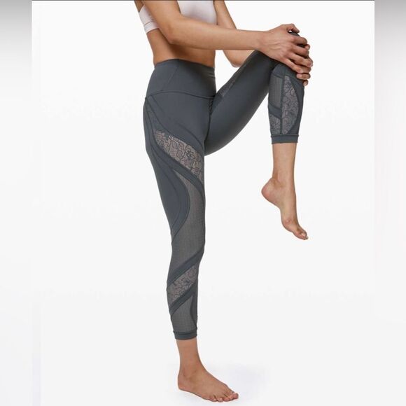 Lululemon Wunder Under High-Rise Tight 25" *Lace size 2 - Picture 5 of 9
